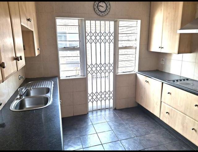 3 BEDROOM TOWNHOUSE FOR SALE IN MORNINGSIDE